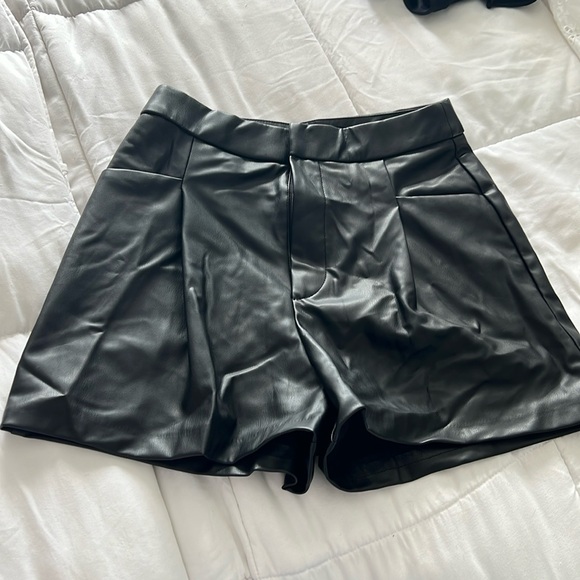 ZARA faux leather high rise shorts - Picture 1 of 3